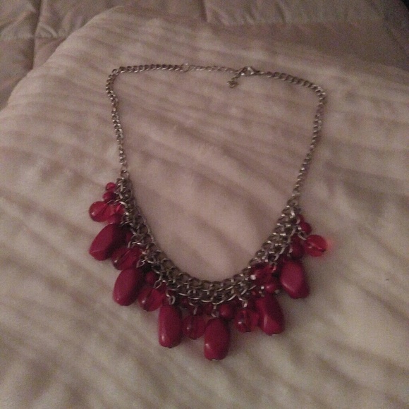 Paparazzi necklace with matching earrings. - Picture 2 of 2